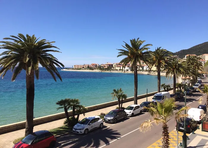 Grand T2 Standing Ajaccio Proche Centre Et Plages Vue Panoramique Parking Prive