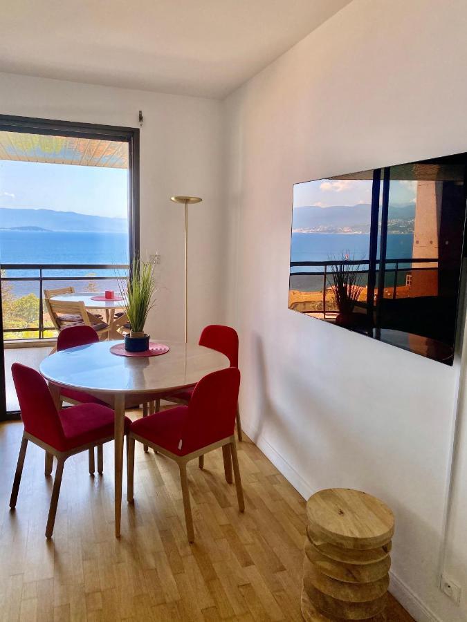 Grand T2 Standing Ajaccio Proche Centre Et Plages Vue Panoramique Parking Prive Appartamento Ajaccio (Corsica)