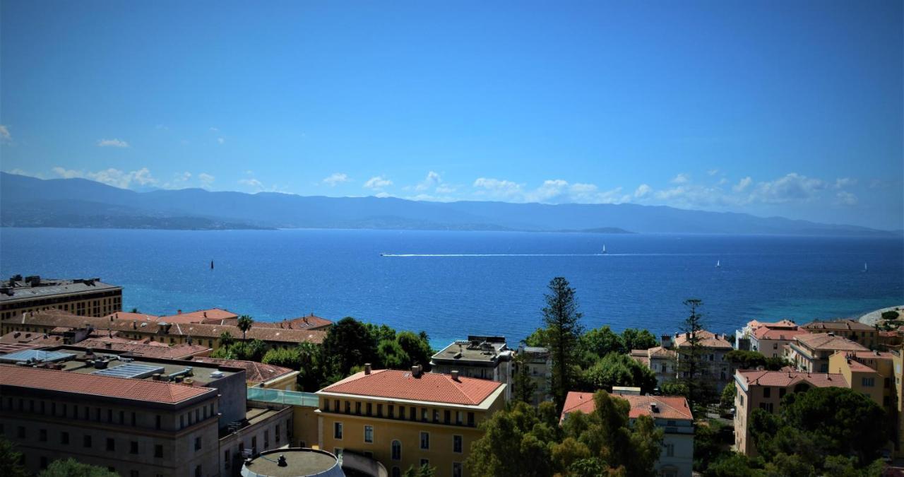 Grand T2 Standing Ajaccio Proche Centre Et Plages Vue Panoramique Parking Prive * Ajaccio (Corsica)