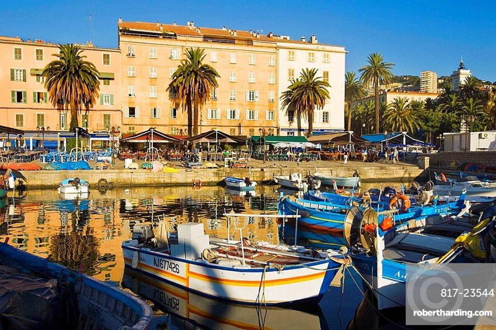 Grand T2 Standing Ajaccio Proche Centre Et Plages Vue Panoramique Parking Prive Appartamento Ajaccio (Corsica)